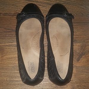 Womens Croft&Barrow Shoes Size 8.5